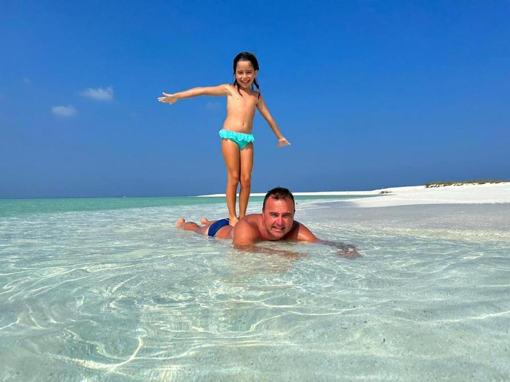 By The Shade Maldives Hotel Hangnaameedhoo Екстериор снимка