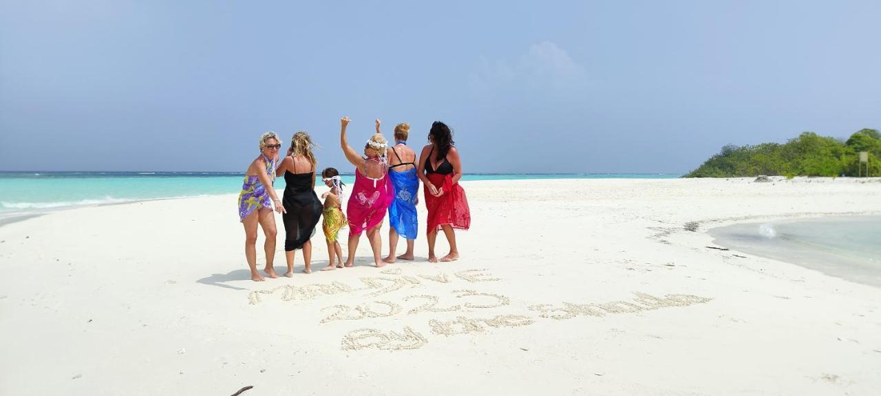 By The Shade Maldives Hotel Hangnaameedhoo Екстериор снимка
