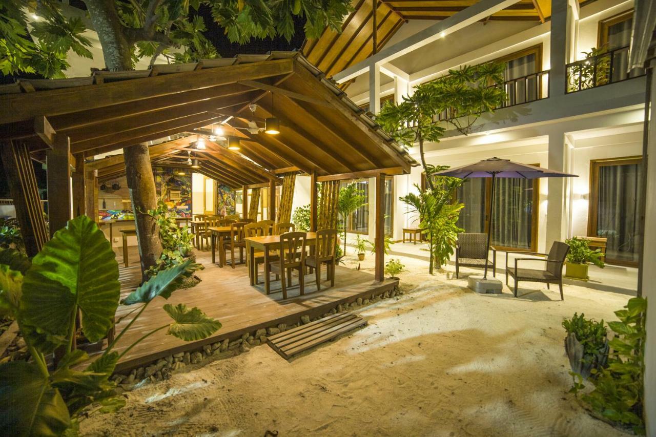 By The Shade Maldives Hotel Hangnaameedhoo Екстериор снимка